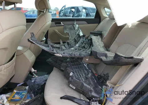 2017 Hyundai Sonata Se z USA, uszkodzony, nr VIN 5NPE24AF1HH470790